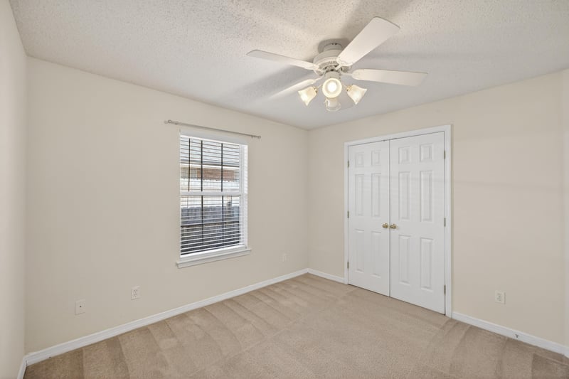 Bedroom 3 at 1568 Backwater Drive, Middleburg, FL 32068