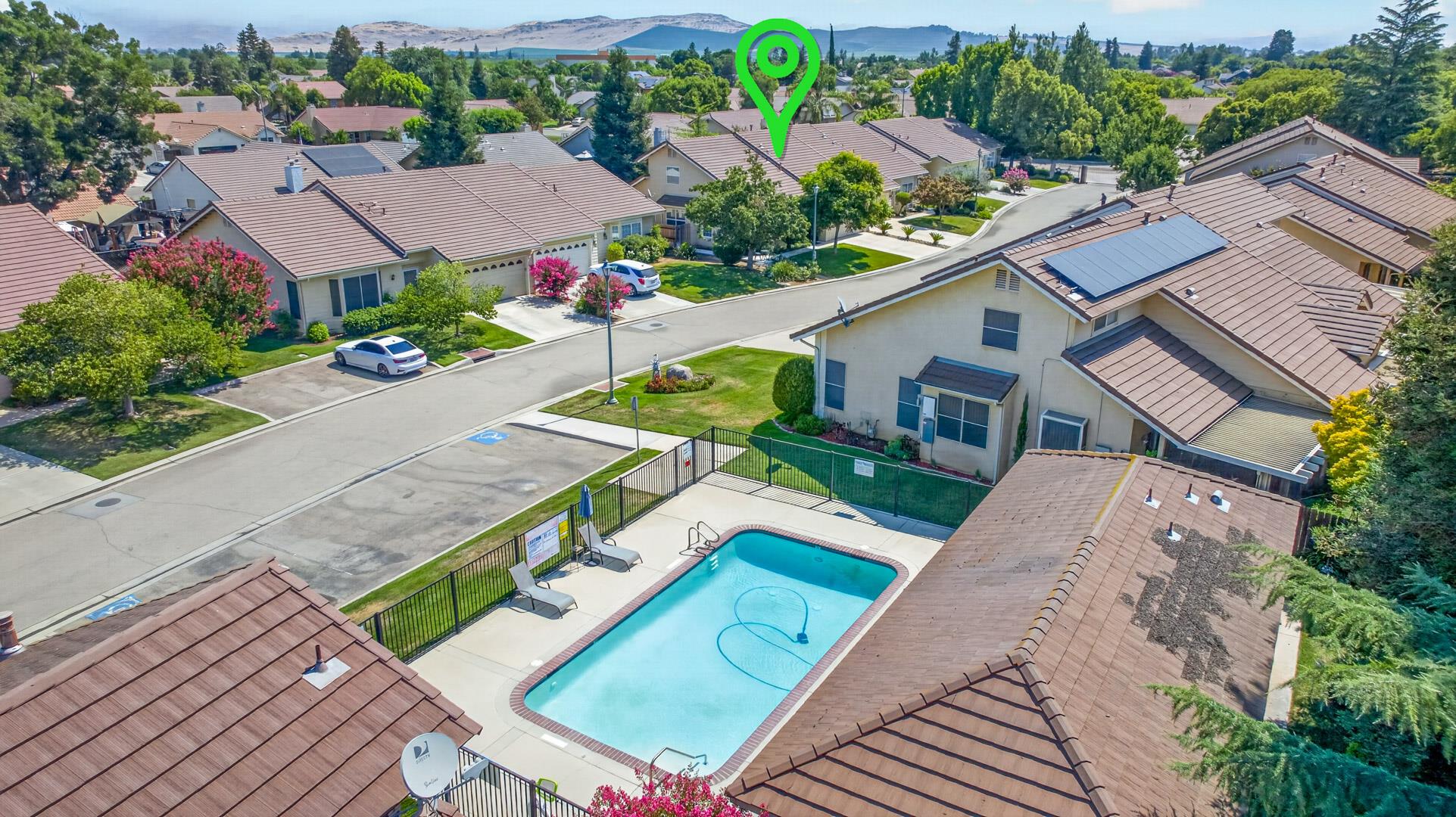 337 Village Dr, photo 21