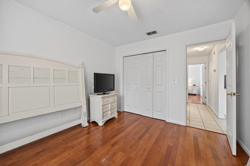 Photo 22 of 2961 Shady Ridge Ct, Middleburg, FL 32068, photographed by Megapixeler