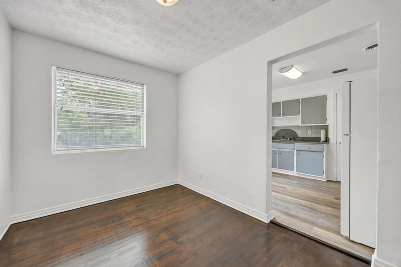 Photo 8 of 6816 Lotus Rd S, Jacksonville, FL 32211, photographed by Megapixeler