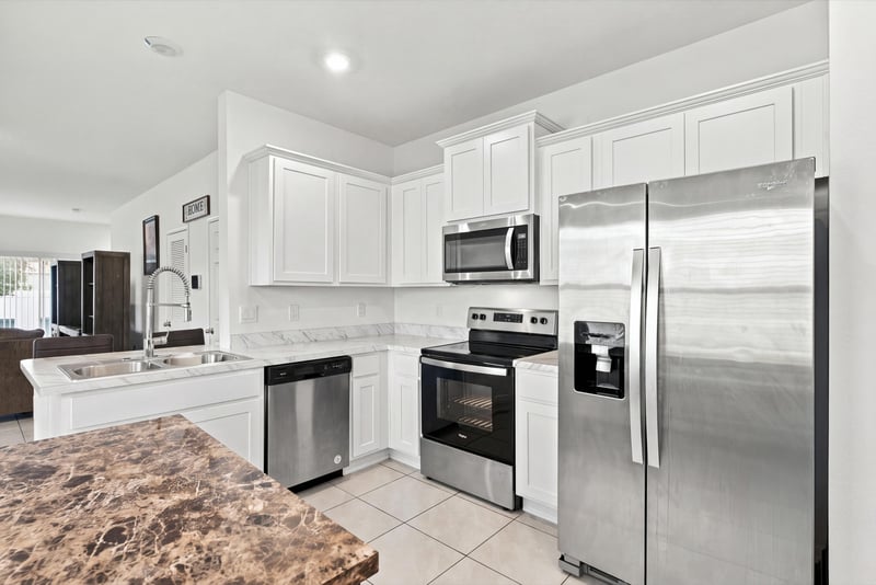 Kitchen wide angle view, photographed by Megapixeler on Haymon Ave, Jacksonville