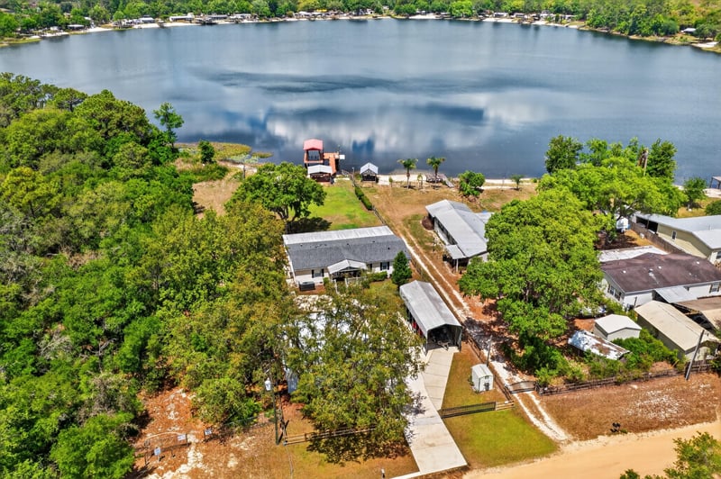 Photo 3 of 141 Kitty Ave, Interlachen, FL 32148, photographed by Megapixeler