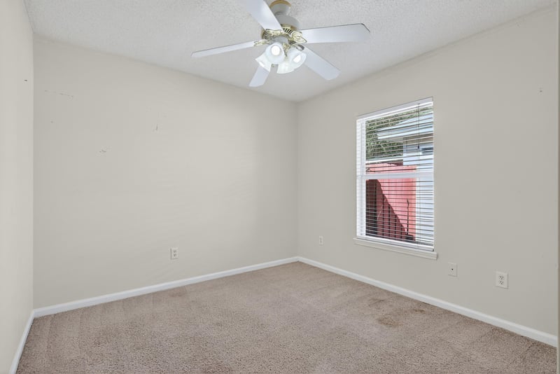Bedroom 3 at 8342 Staplehurst Dr W, Jacksonville, FL 32244