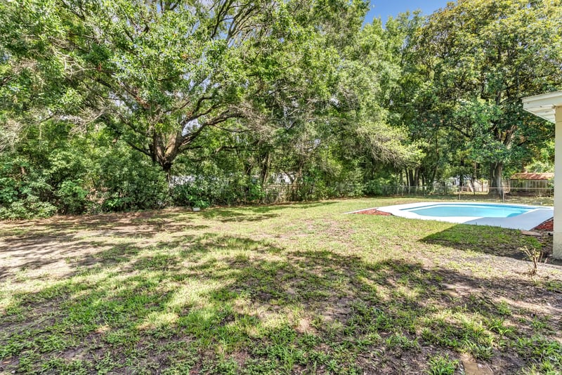 Photo 38 of 4407 Melvin Cir E, Jacksonville, FL 32210, photographed by Megapixeler