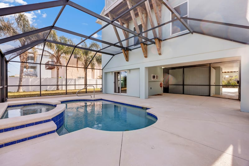 Photo 40 of 41 Ocean St, Palm Coast, FL 32137, photographed by Megapixeler
