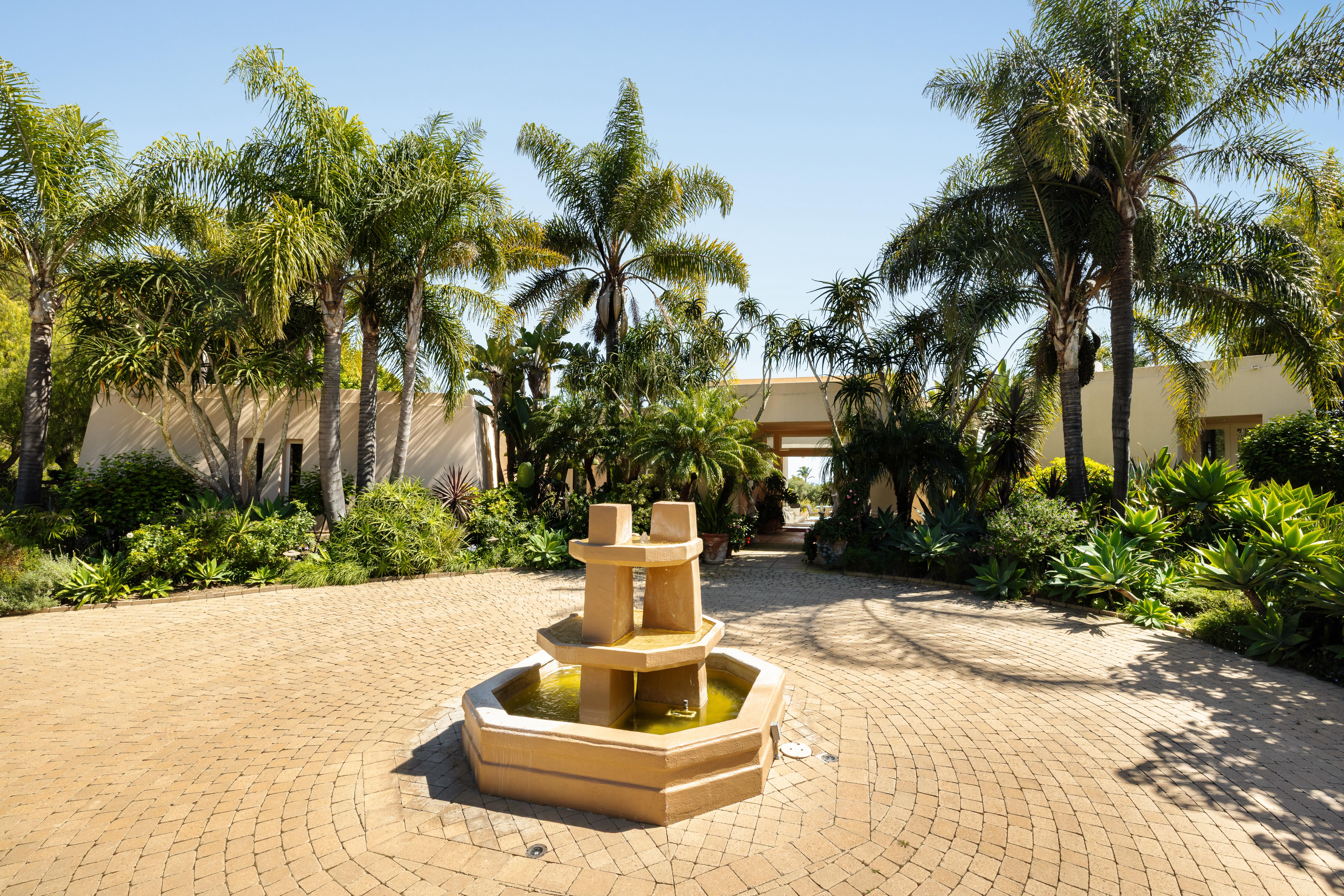 Real estate photography virtual tour of chef's kitchen at 11 Hunt Drive, Santa Barbara CA by VirTour Media