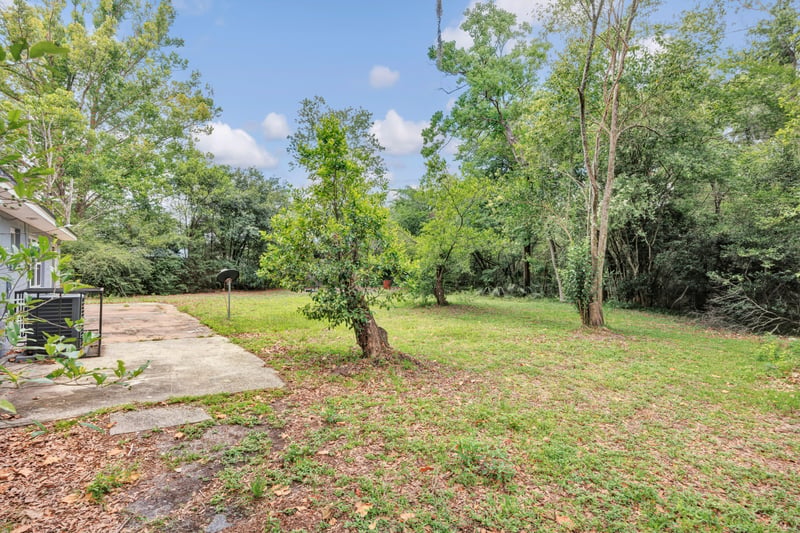 Photo 27 of 8390 Scottish Ct, Jacksonville, FL 32244, photographed by Megapixeler