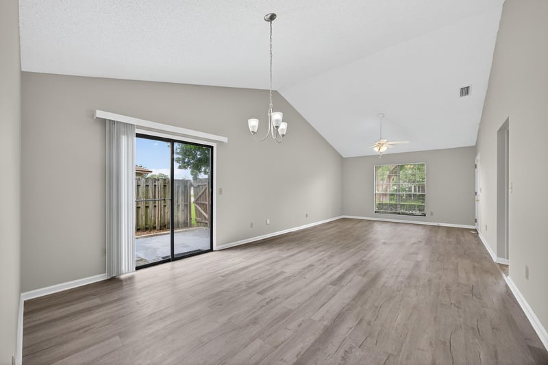Main Living Area at 2512 Bluffton Dr, Jacksonville, FL 32224
