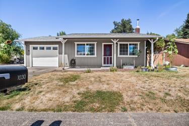 1030 Bentley St E