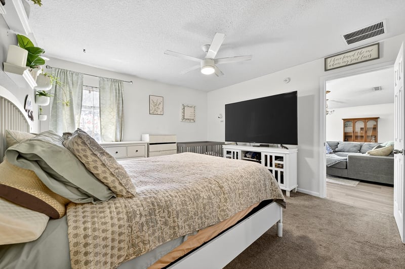 Photo 19 of 12318 Anarania Dr, Jacksonville, FL 32220, photographed by Megapixeler