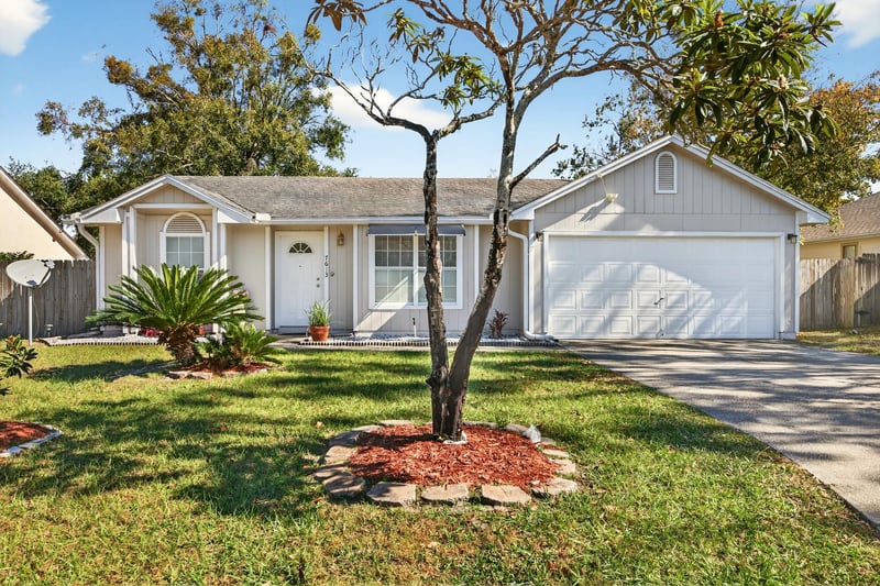 yirayma (9) at 7613 Chelmsford Dr, Jacksonville, FL 32244