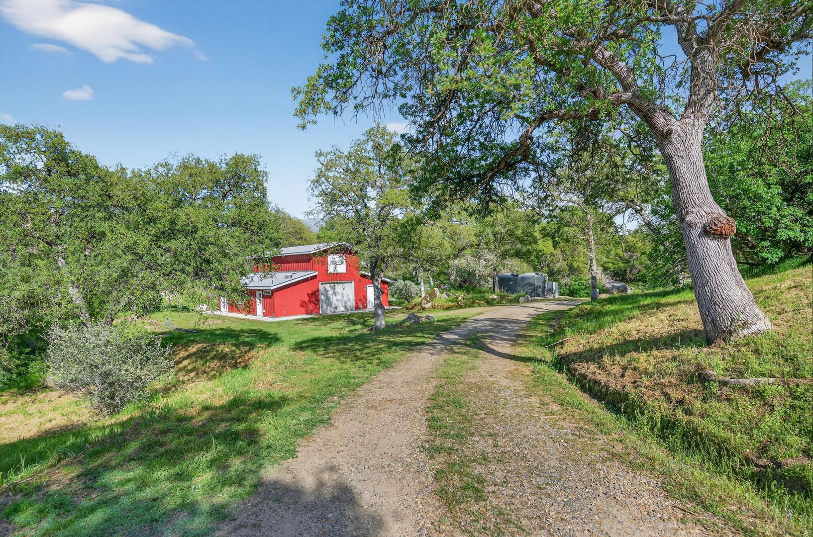 30919 Auberry Rd, photo 86