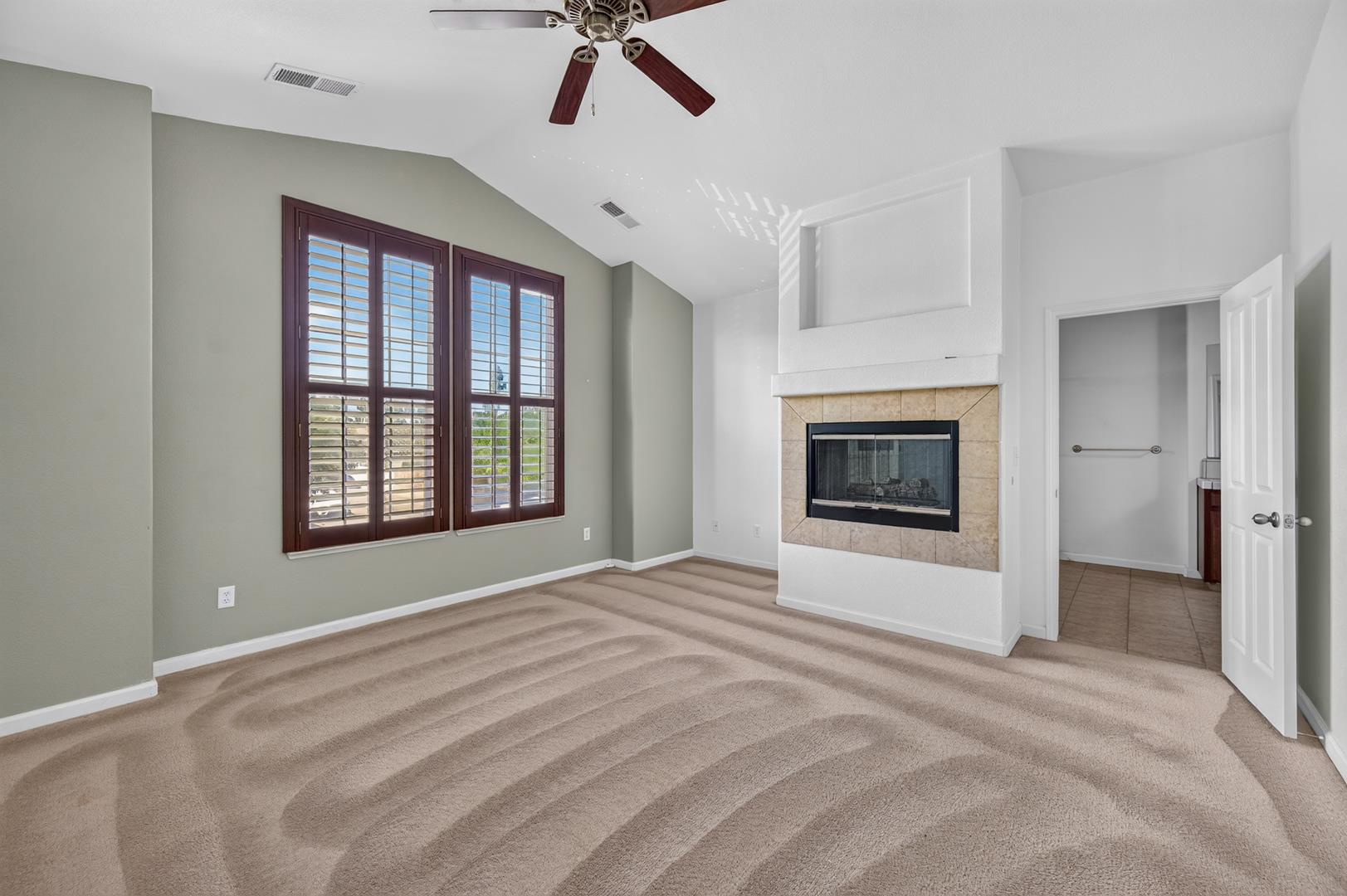 1114 E Oakmont Ave, photo 55