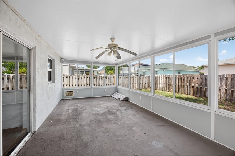 Photo 32 of 7379 Edenfield Park Rd, Jacksonville, FL 32244, photographed by Megapixeler