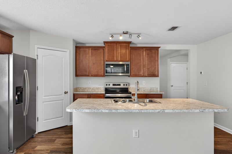 Photo 13 of 2357 Sotterley Ln, Jacksonville, FL 32220, photographed by Megapixeler