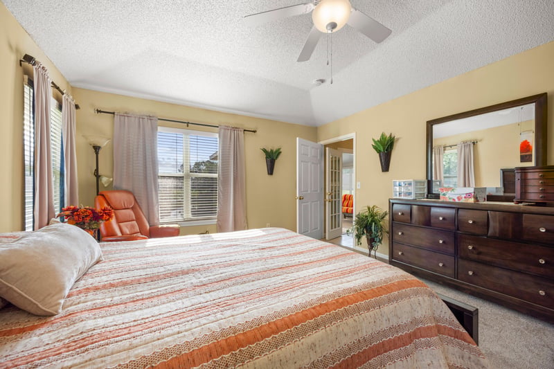 Photo 26 of 10907 Taurina Ridge Dr, Jacksonville, FL 32218, photographed by Megapixeler