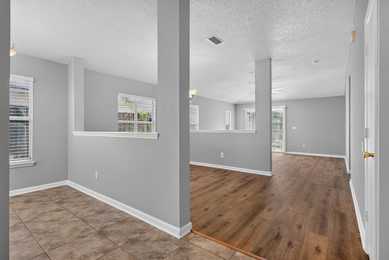 Foyer with tile floor opening to living room at 1108 Hidden Cove Cir S, Atlantic Beach, FL 32233