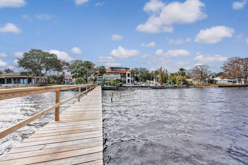 Photo 8 of 202 St Johns Ave unit 103b, Green Cove Springs, FL 32043, photographed by Megapixeler
