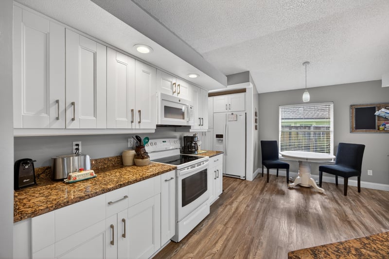 Photo 14 of 1974 Delamere Ct, Jacksonville, FL 32246, photographed by Megapixeler
