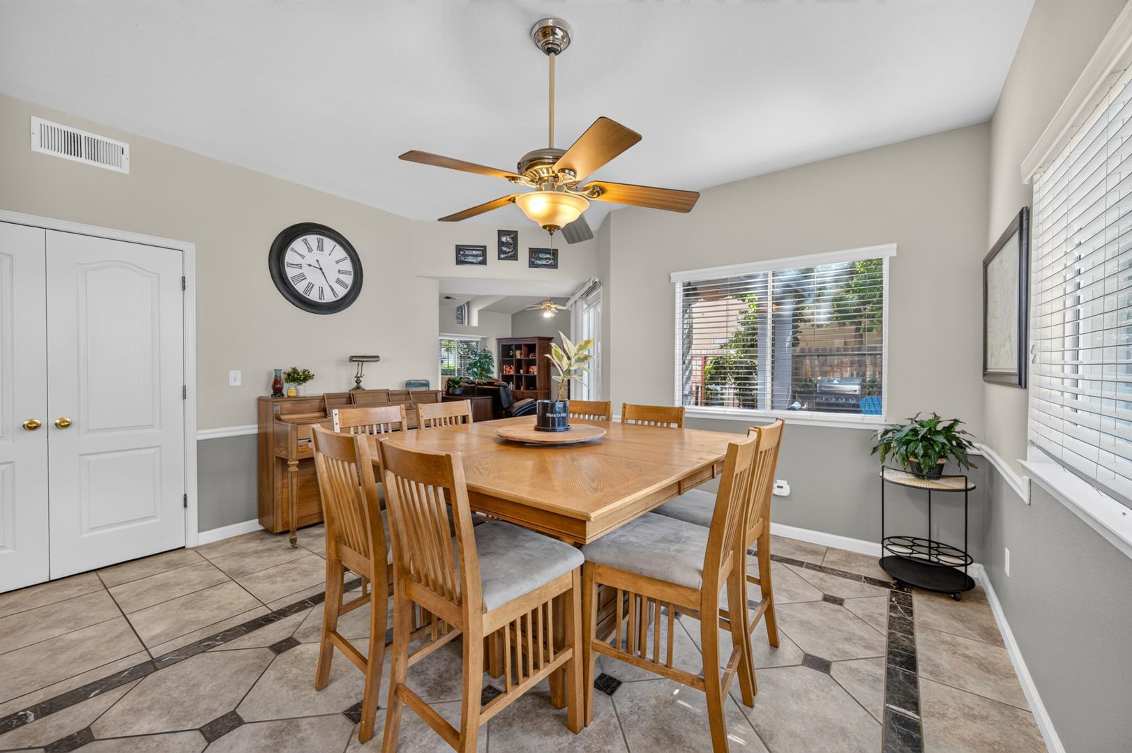1888 El Paso Ave, photo 35