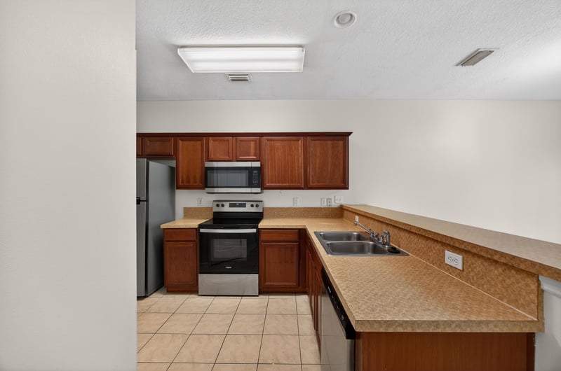 Photo 9 of 1509 Biscayne Bay Dr, Jacksonville, FL 32218, photographed by Megapixeler