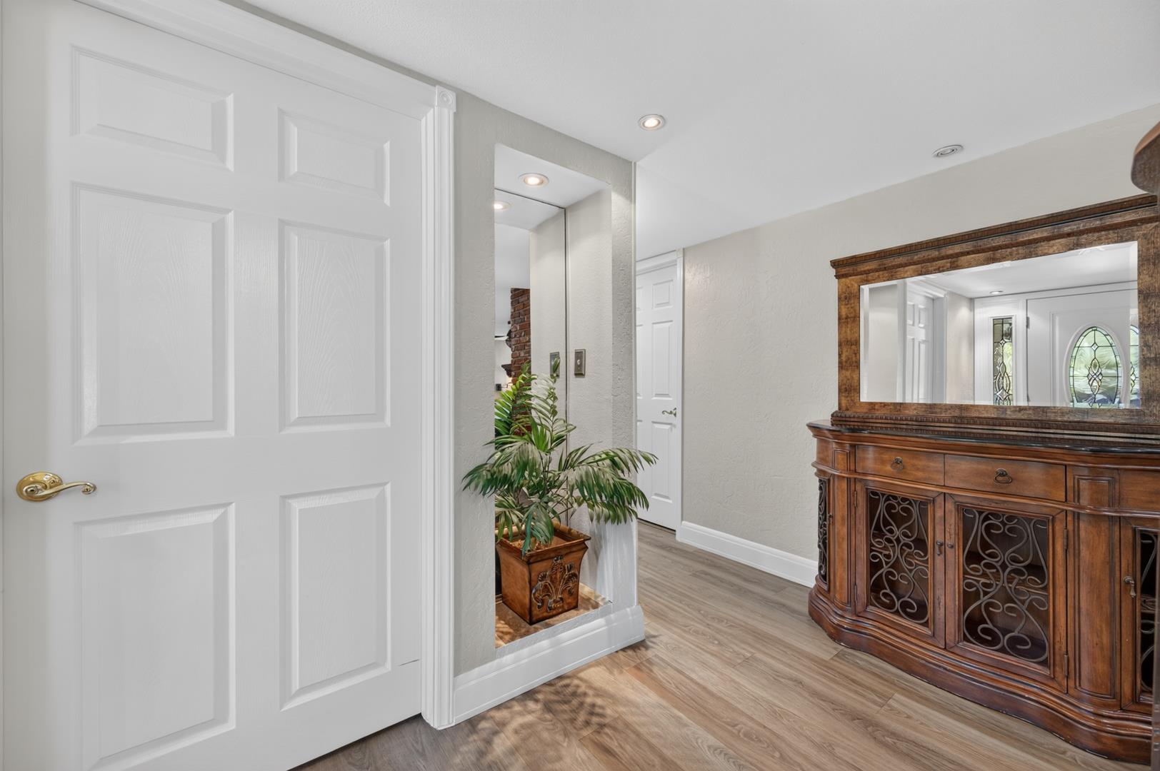 6197 N Fruit Ave — photo 12