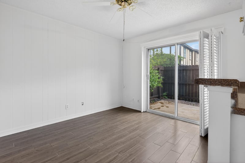 Breakfast Nook at 4814 Windrush Ln a 4, Jacksonville, FL 32217