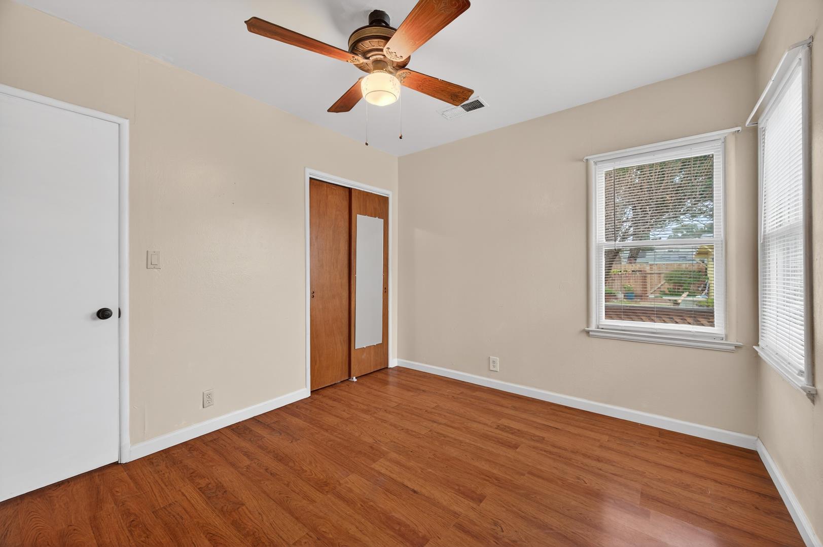 311 S K St, photo 32