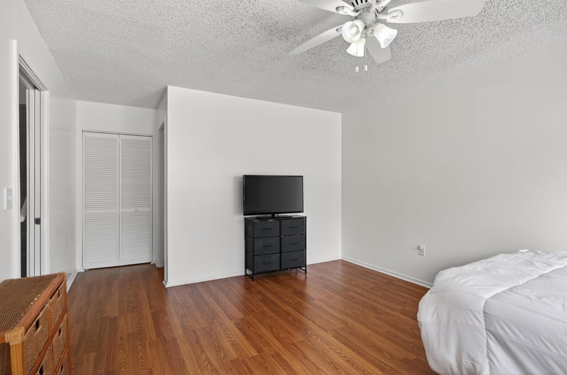 Photo 16 of 7936 Los Robles Ct #7936, Jacksonville, FL 32256, photographed by Megapixeler