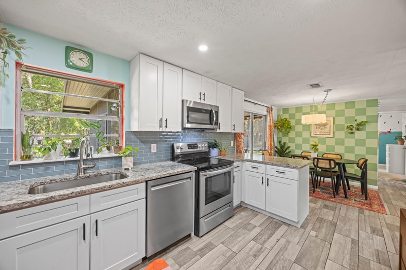 Photo 13 of 4137 Oriely Dr, Jacksonville, FL 32210, photographed by Megapixeler