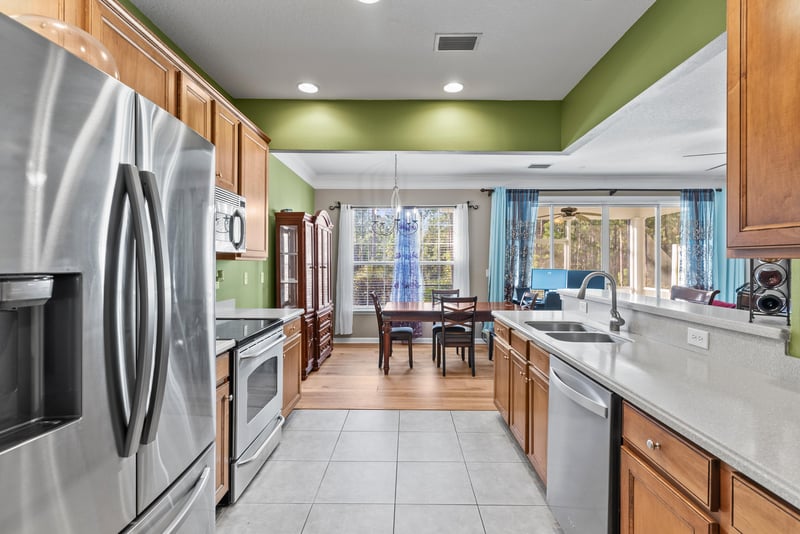 Photo 12 of 6415 Autumn Berry Cir, Jacksonville, FL 32258, photographed by Megapixeler
