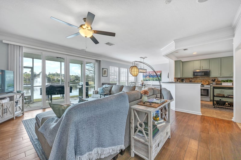 Photo 7 of 3954 Lionheart Dr, Jacksonville, FL 32216, photographed by Megapixeler