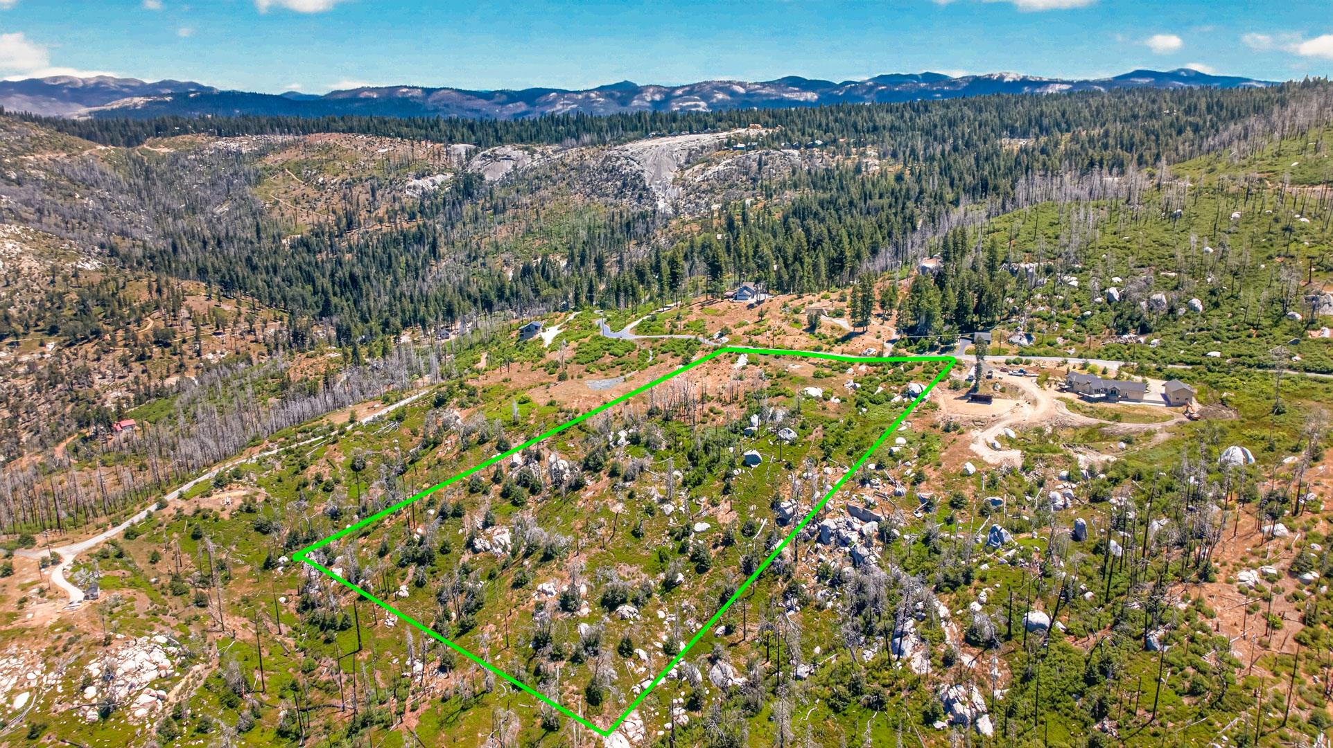 39588 Woodland Rd, Shaver Lake CA