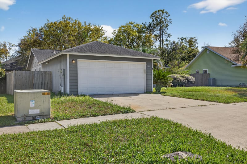 Photo 3 of 13142 Annandale Dr S, Jacksonville, FL 32225, photographed by Megapixeler