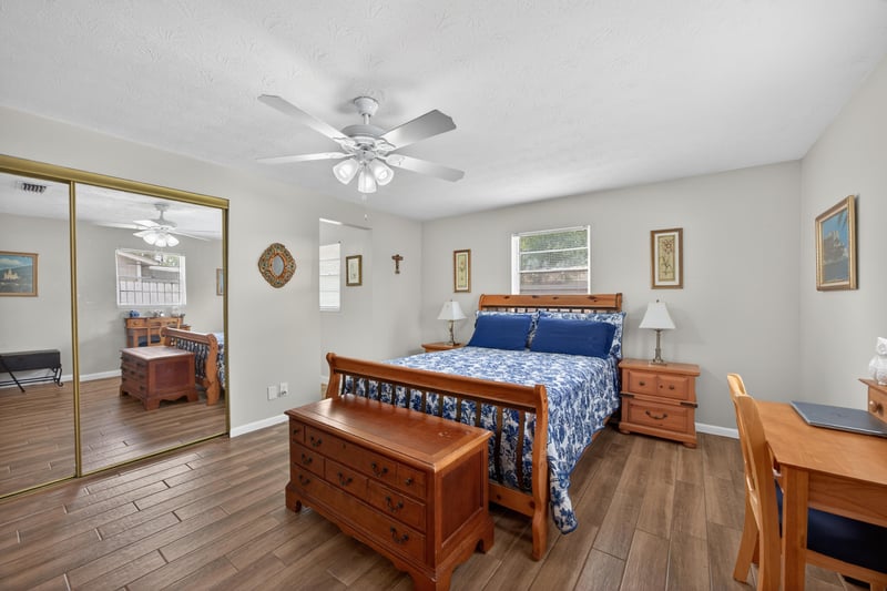 Photo 13 of 11506 Renne Dr E, Jacksonville, FL 32218, photographed by Megapixeler