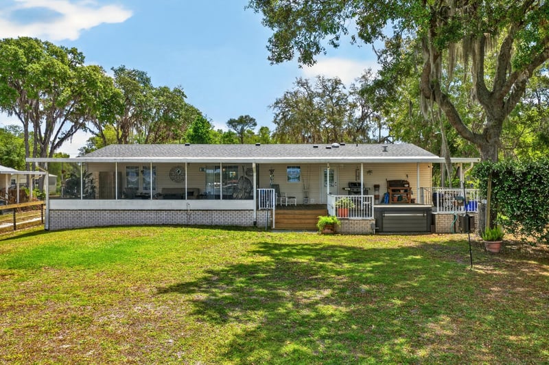 Photo 52 of 141 Kitty Ave, Interlachen, FL 32148, photographed by Megapixeler