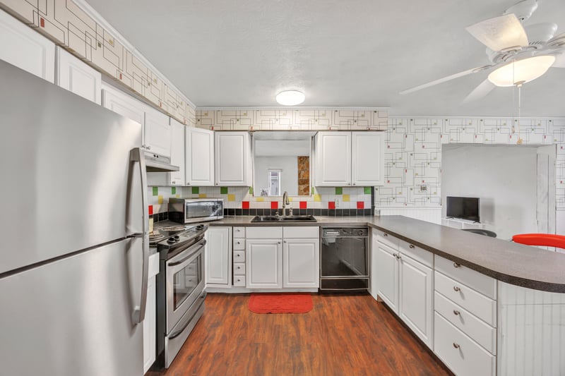 Photo 16 of 5676 Flagstaff Rd, Jacksonville, FL 32207, photographed by Megapixeler