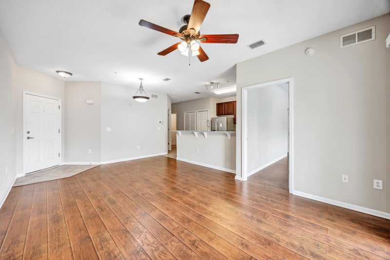 Photo 4 of 5006 Key Lime Dr, Jacksonville, FL 32256, photographed by Megapixeler