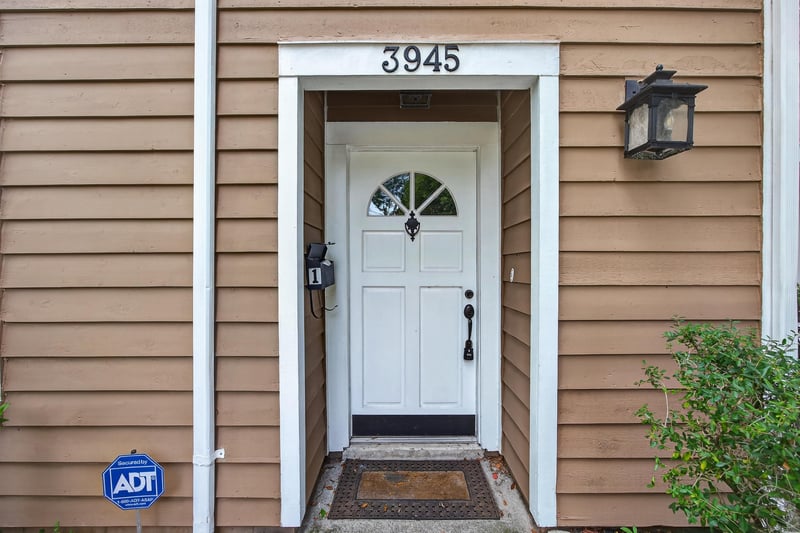Photo 4 of 3945 Oak St, Jacksonville, FL 32205, photographed by Megapixeler