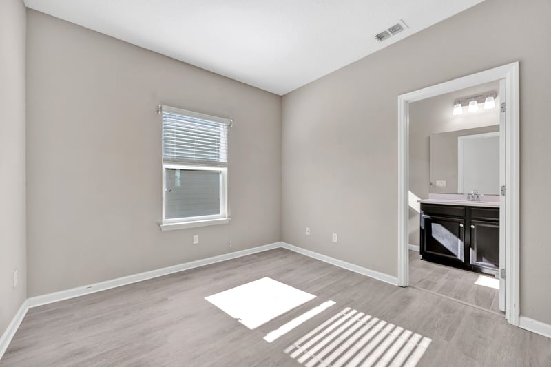 Megapixeler (89) at 7224 Blairton Wy, Jacksonville, FL 32222