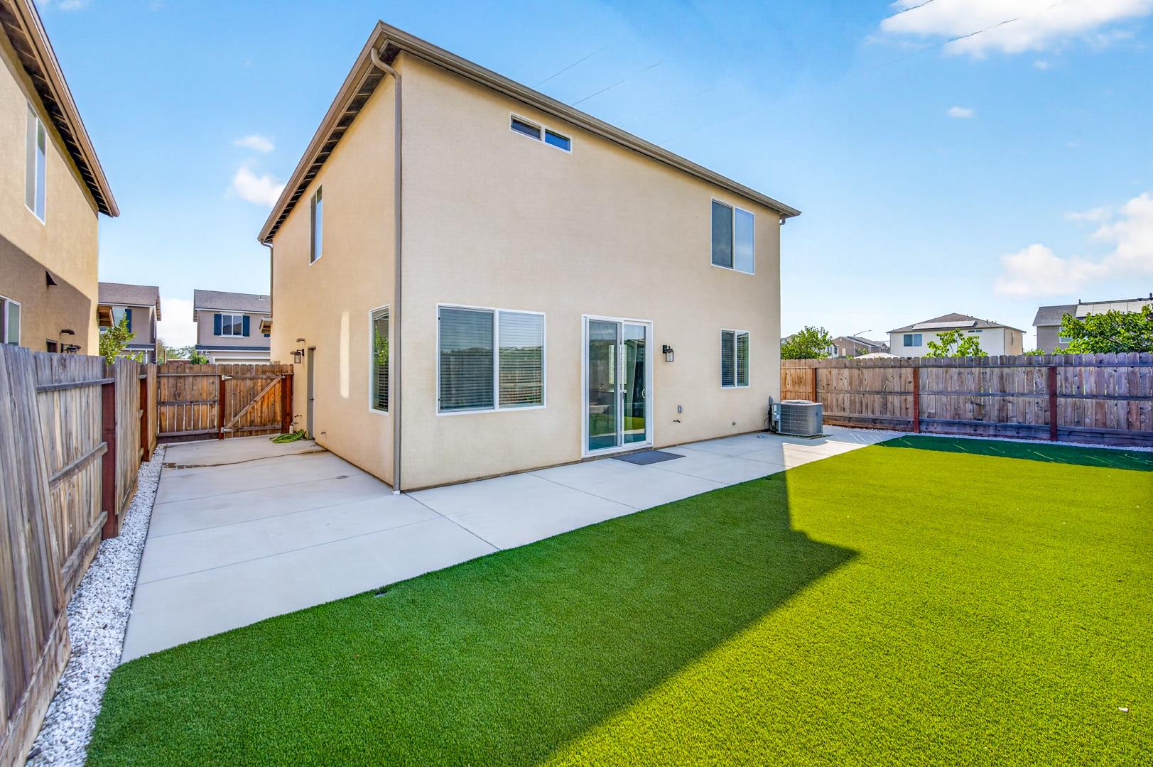 6050 W Swift Ave, photo 57