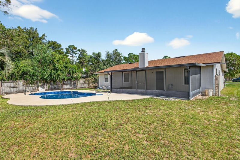 Photo 34 of 10164 Arrowhead Dr, Jacksonville, FL 32257, photographed by Megapixeler