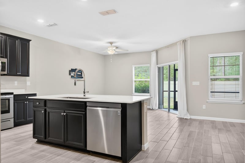 Photo 33 of 12744 Josslyn Ln, Jacksonville, FL 32246, photographed by Megapixeler