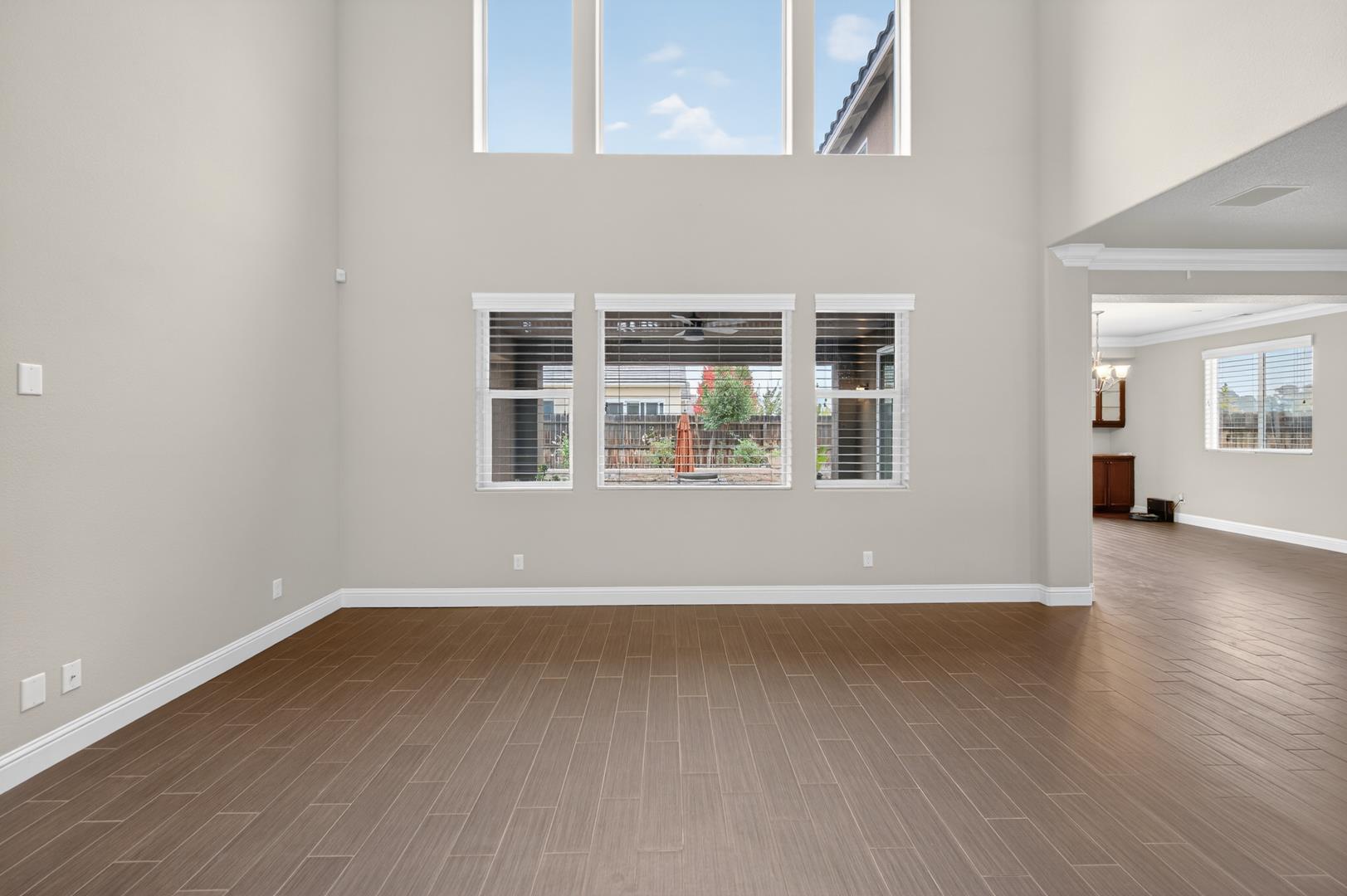 4379 Heritage Ave, photo 18