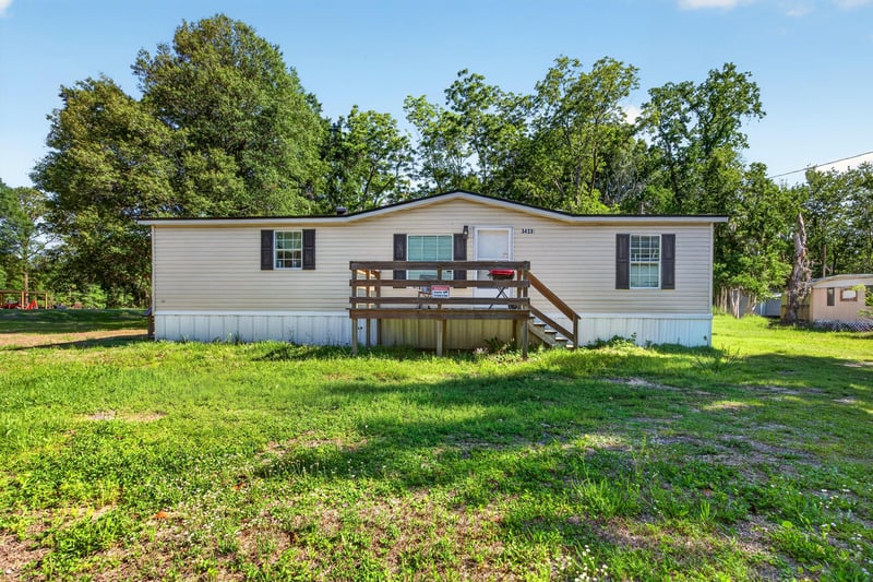 Photo 1 of 3423 NW 183rd St, Starke, FL 32091, photographed by Megapixeler