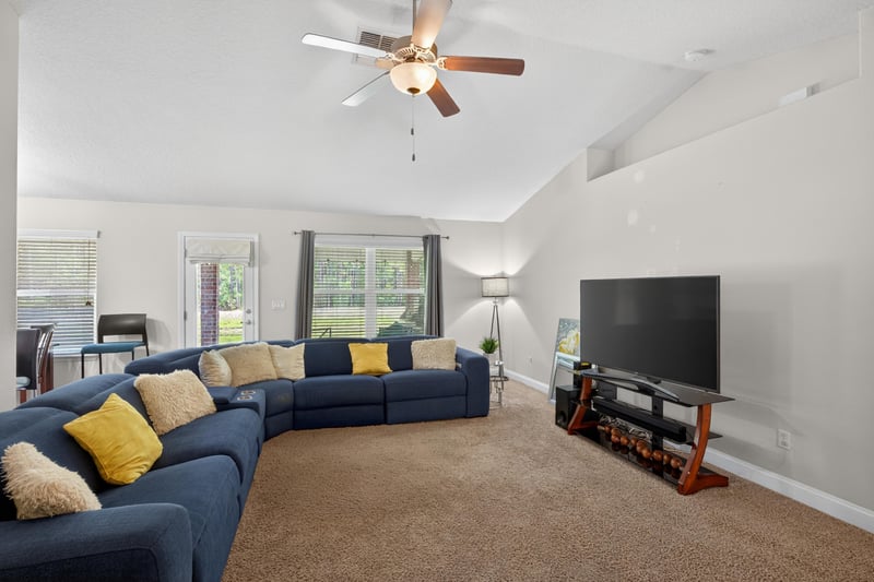 Photo 9 of 7853 Dawsons Creek Dr, Jacksonville, FL 32222, photographed by Megapixeler
