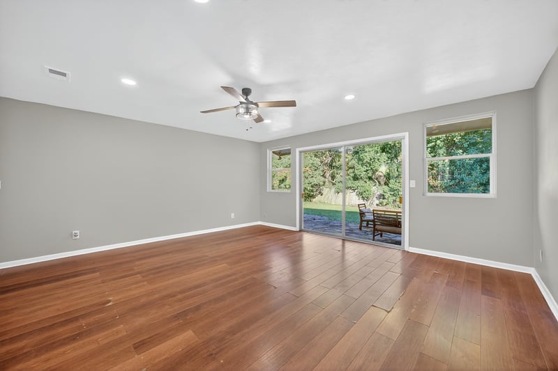 Photo 6 of 1355 Lamanto Ave E, Jacksonville, FL 32211, photographed by Megapixeler