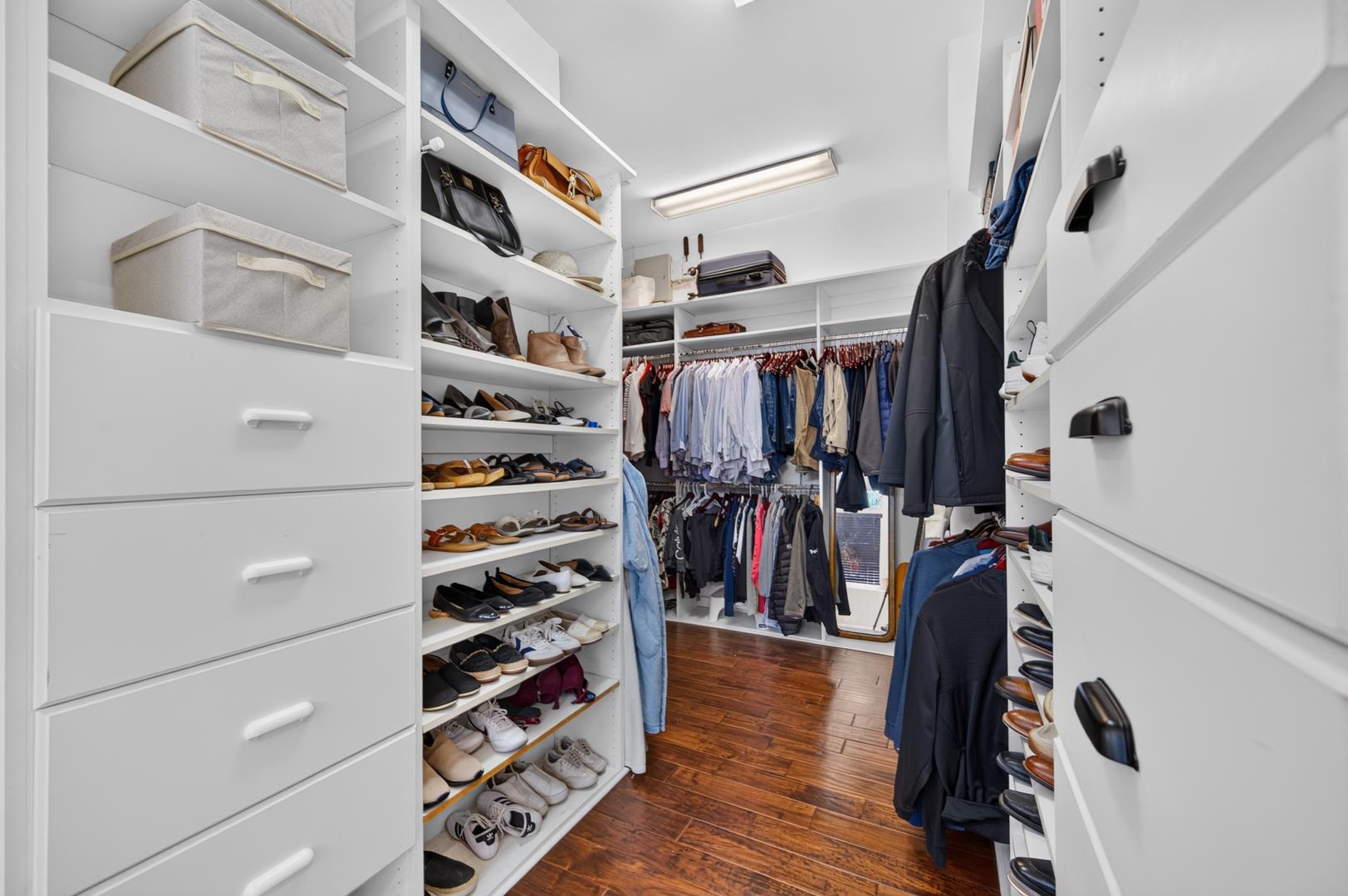 633 W Richmond Ave, photo 85