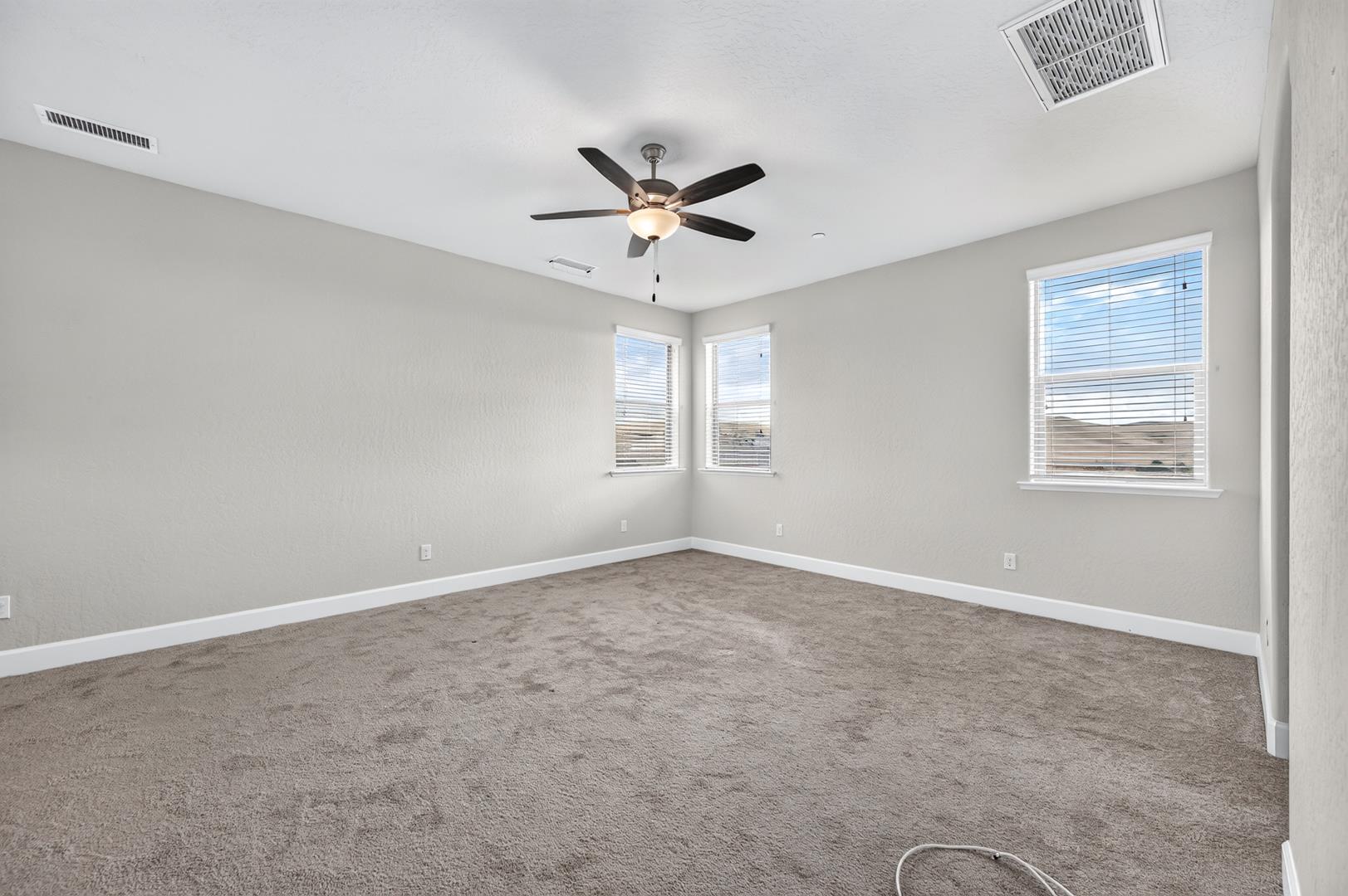 20175 Hazelwood Ln, photo 60
