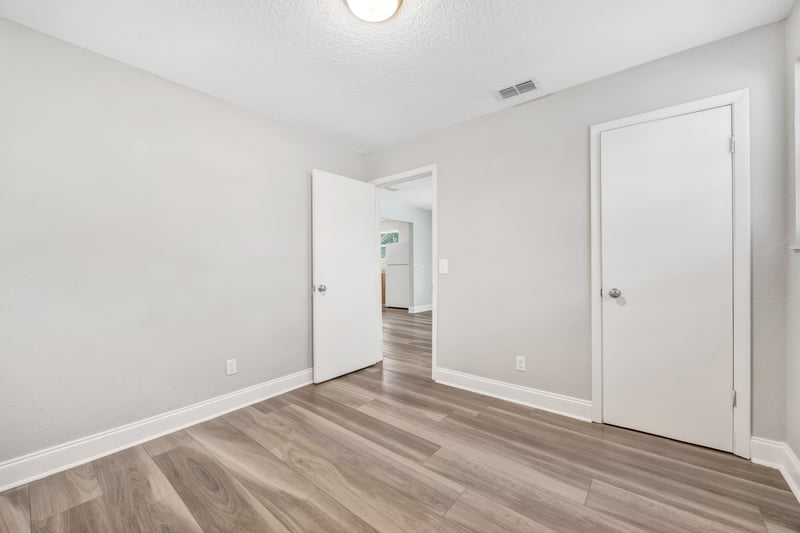 Photo 19 of 1682 Hiram St, Jacksonville, FL 32209, photographed by Megapixeler